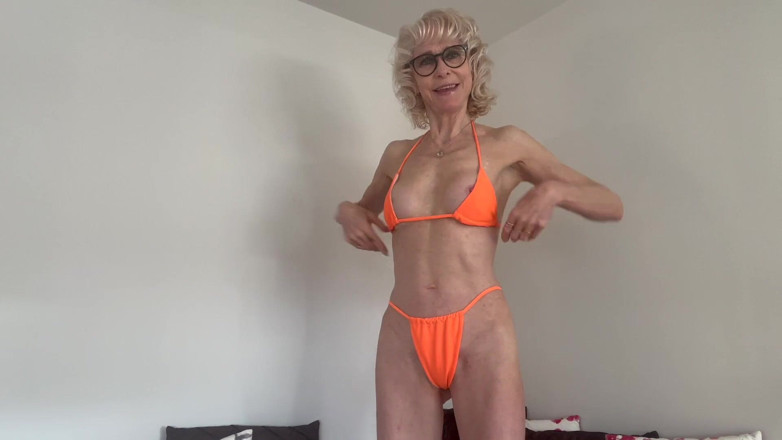Deeliteful Jacy: Bond Girl