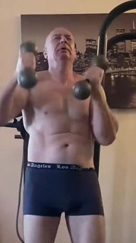 Estoy bombeando mis manos