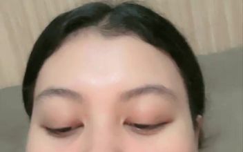 Asian Girl Fingering Her Vagina Until Orgasme