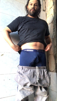 i7Bernard: Vyhoněl jsem při přemýšlení o svém novém sousedovi.