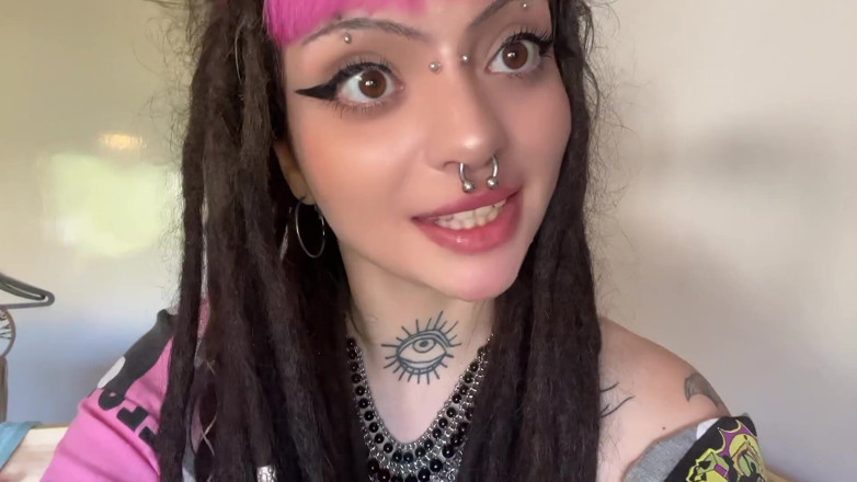 Bambi Fae: Feet Fixation