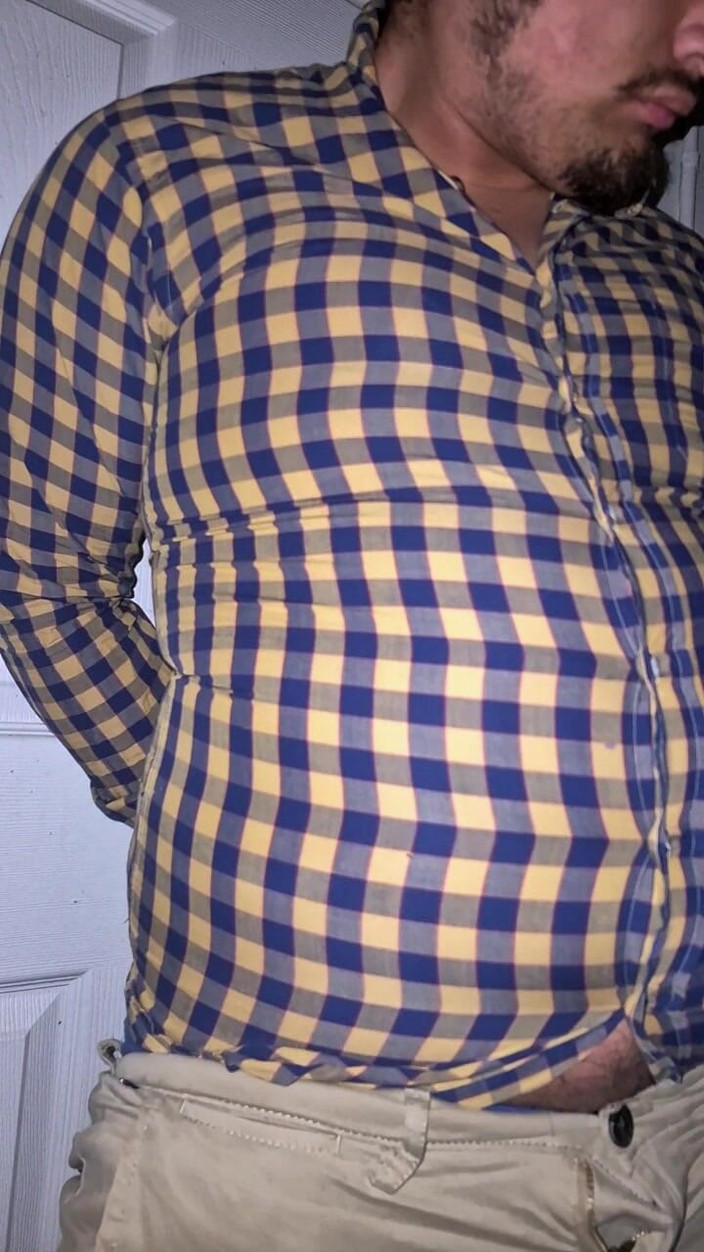 NakyJoss: Facendo scoppiare il mio pulsante sulla mia pancia