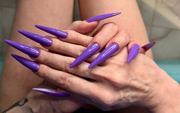 New Longer Shape and New Purple Color Claws Long Flexible Fingers Wide Palms Skin Scratching