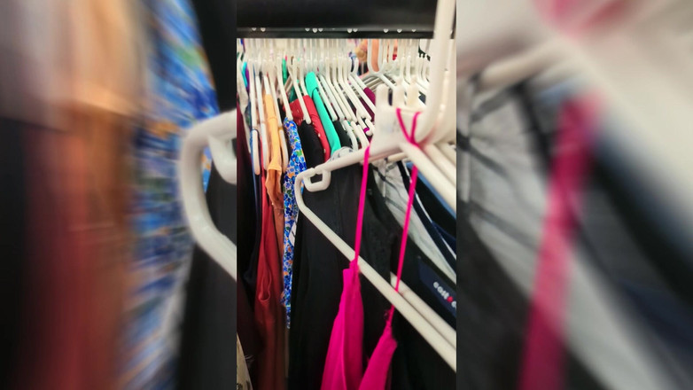 JessieHH: 发现他在购物时我