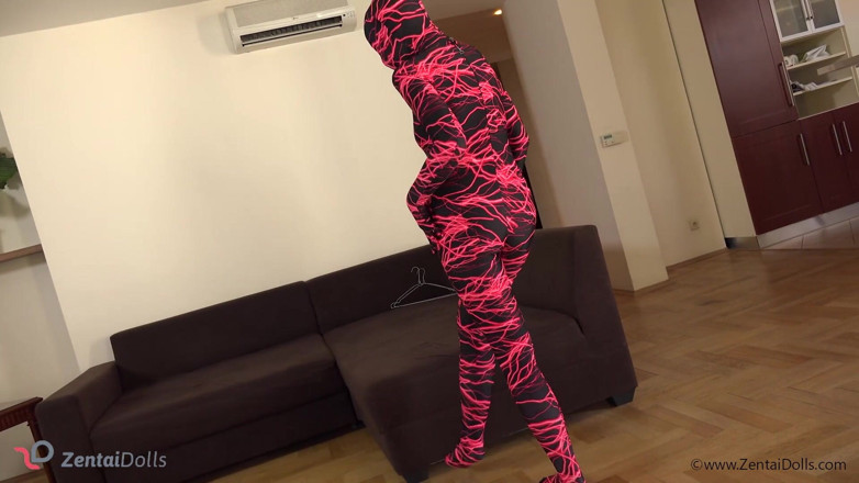 Watch4fetish: Rozbieranie się w elastanie