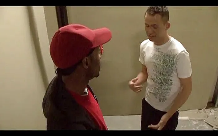 Bareback TV: Black man fucking his white slut bareback
