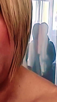 Sandie Caine Massagem na mão e boca