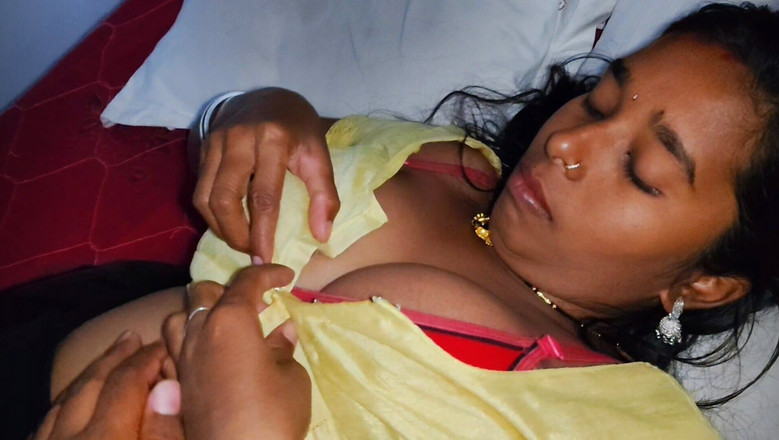 Premi pooja: Sadi wali bhabhi India - menantu tiri berjualan sayur dan orang...