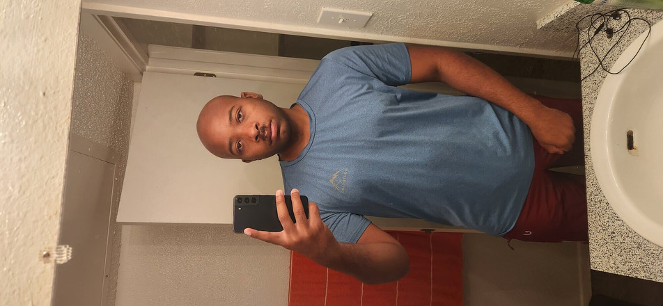 Freshmaster23: 蓝色和红色使白色射在光中