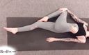 Ink Soul: Dövmeli genç kız yoga yapıyor