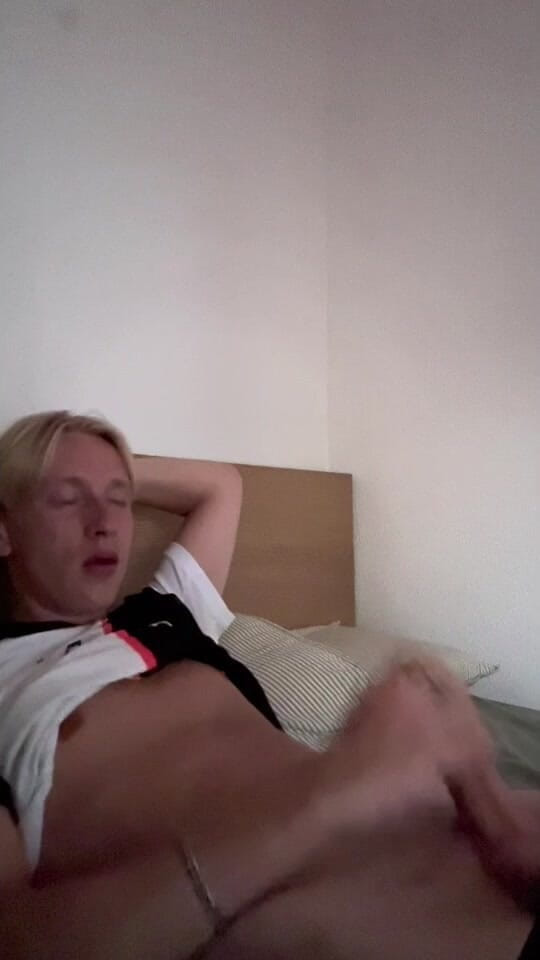 Axton Drake: Soccer Bro Horny Masturbating
