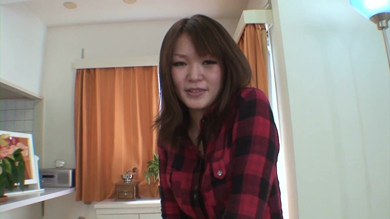 Asian Mature Climax: Une bombasse asiatique sexy à un entretien