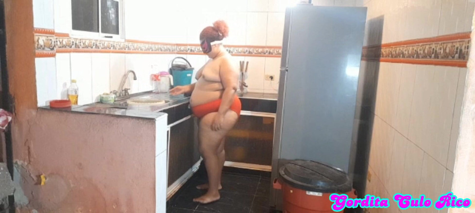 Gordita Culo Rico: 在厨房里我的微胖邻居
