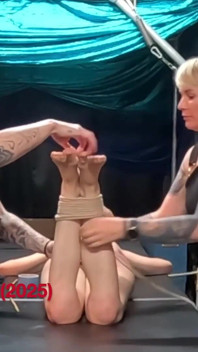Dubbel domme bondage &bastinado