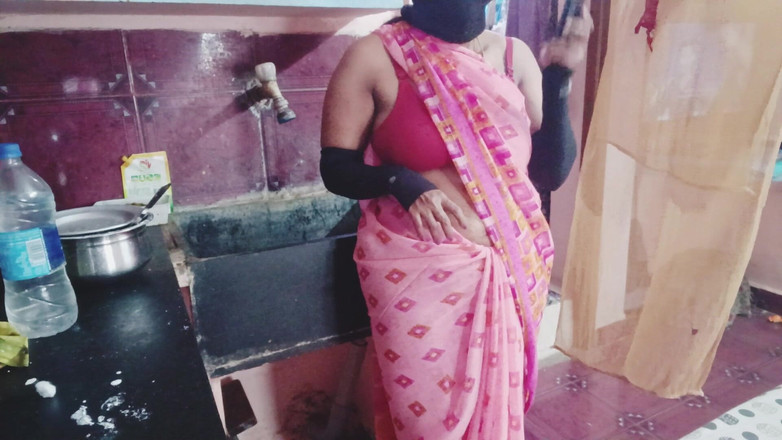 Reshmahotever: Sex with the Plumber Part 1