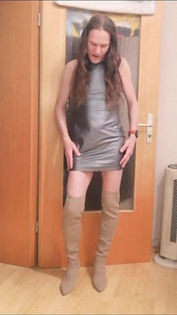 Grey for Miss Antonett