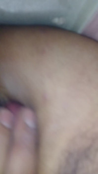 Займатися сексом з багатою латиноамериканкою, молодою 21-річною незайманою з великою білою дупою.