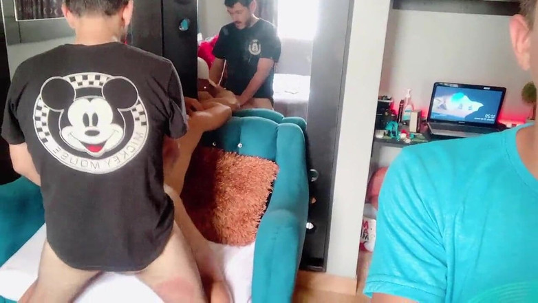 The Substance: Můj soused mi pomáhá natočit prémiovou porno scénu!