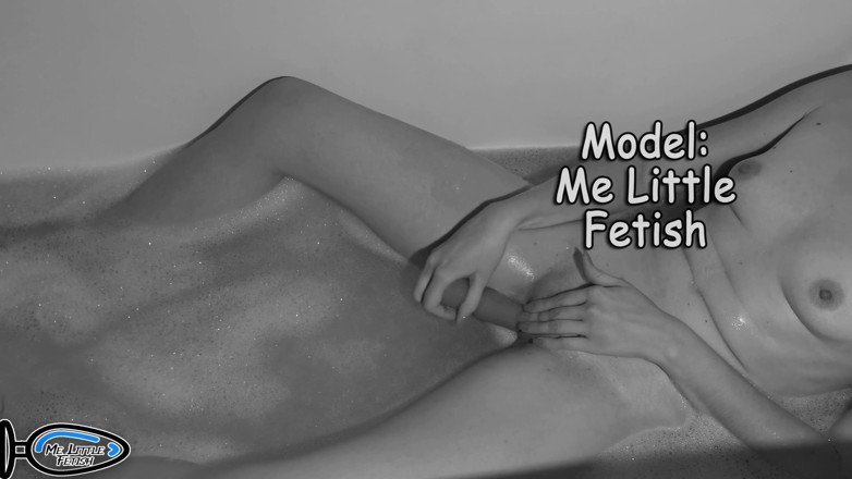 Me_little_fetish: My first real squirt strong orgasm in the bathroom caused...