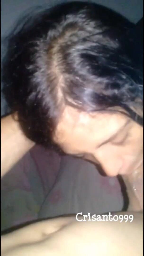 Crisanto999: Recuerdos mi chica ... Me corro en su cara