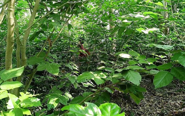 Desibhabhi31: Schoonzus geneukt in het bos - Indische hete seks