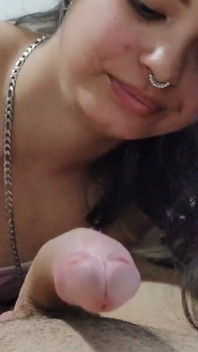 Beautiful White Woman Lay on My Leg and Sucked My Eggs Taking Care of the Deep and Slow Blowjob