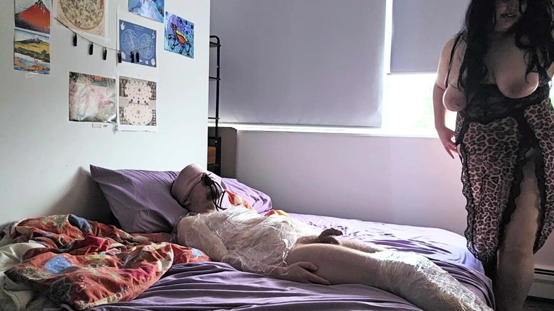 MyPrejacBoyfriend: Mumificată după orgasm!