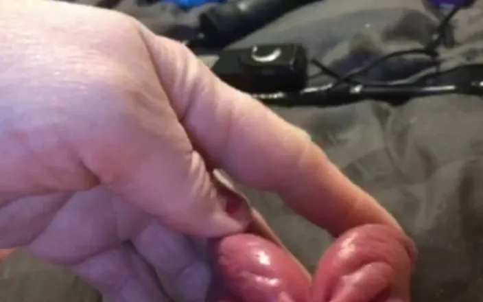 Mixkitten: User Jacks Request Pumped up Pussy