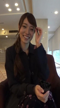 Yuri - Pick-up gospodyni domowej (29-letni) Vol. 1