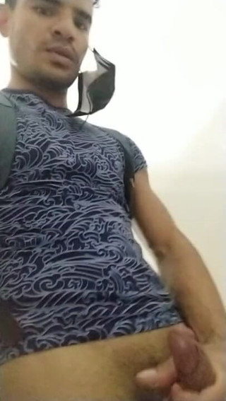 trebol_Jess: Latino gay muda di bilik air