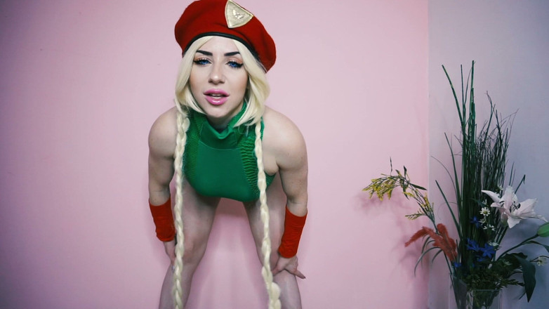 SavvyStar: Cammy yarağını seviyor