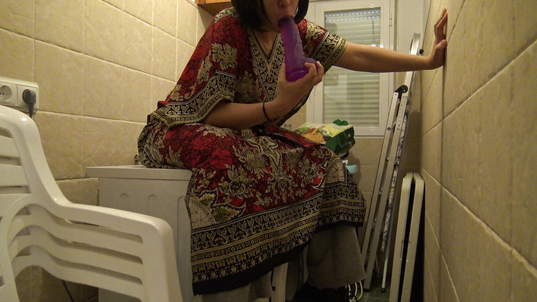 Souzan Halabi: Tante seksi amatir turki di jerman