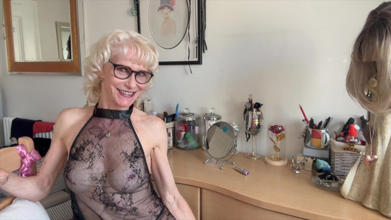 Deeliteful Jacy: Sheer Daring
