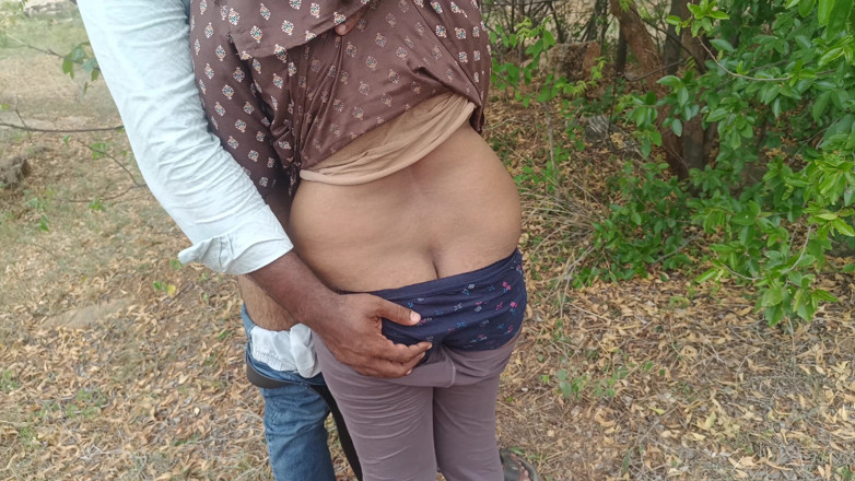 Inba: धोखेबाज पत्नी आउटडोर हॉट चूसना