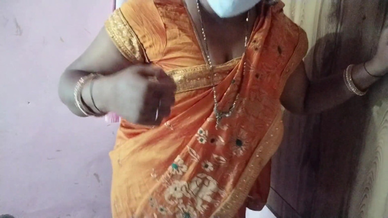 Yourgeeta8899: Sister-in-law Was Going to the Function Wearing a Beautiful Saree!...