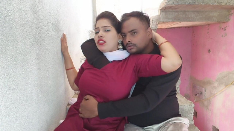 Sona bhabhi: Desi coppia indiana college video di sesso all'aperto