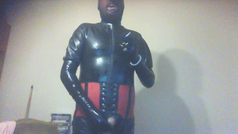 Latexsmoker: Latekspeti sonraki bölüm - lateks içinde yarak azdırma