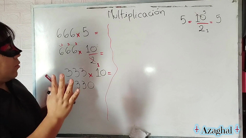Rosaroja: 77 Math con il culo grosso della mia matrigna messicana...