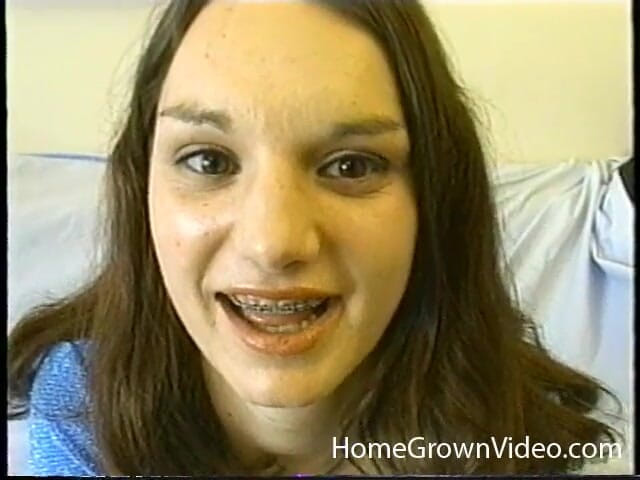 Homegrown Wives: Barely legal teen sucks her man off