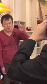 アイドルの世界は発見に満ちており、地下アイドルのフォトセッションは楽しくて恥ずかしい経験です。