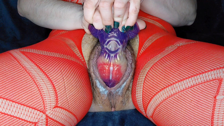 LunaXscorpia: 레드 스타킹과 드립 크림