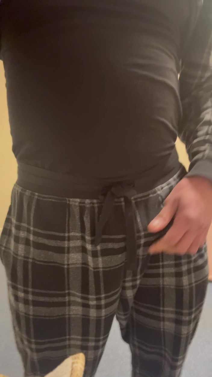 Aryan_for_ you: Buka Baju Kontol Besar