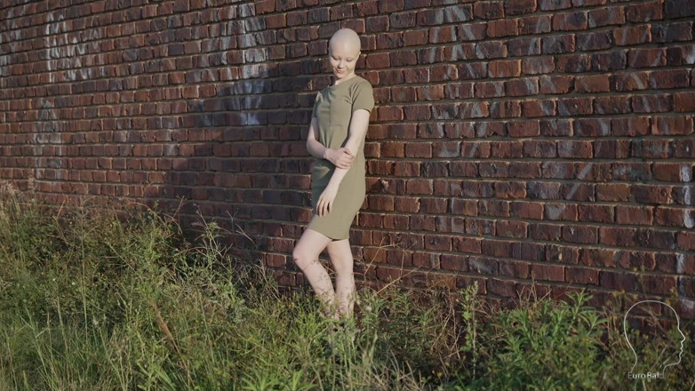 Euro Bald: Danielle