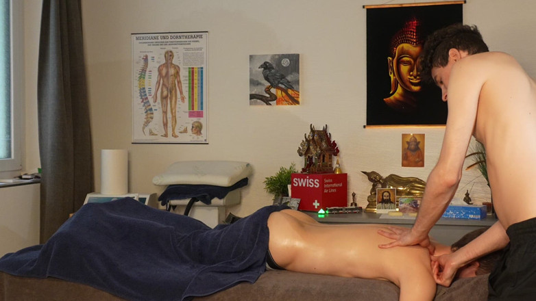 Dylan Swatson: Erotische Massage Mit Blowjob