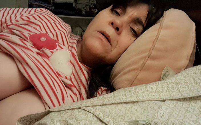 Mommy big hairy pussy: Madrasta imaginando que era um sonho e era realidade, enteado...