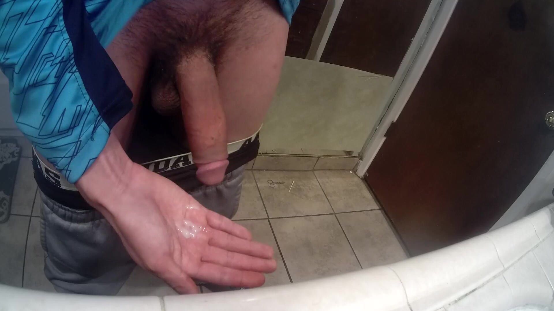 Young Uncut Teen Boy Cumshot.