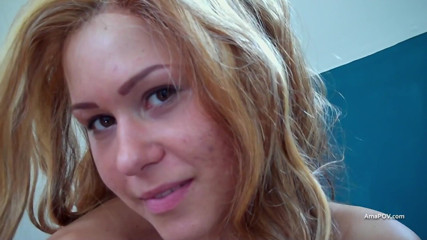 AmaPOV: Sento le tette morbide e la figa di jenny prima...