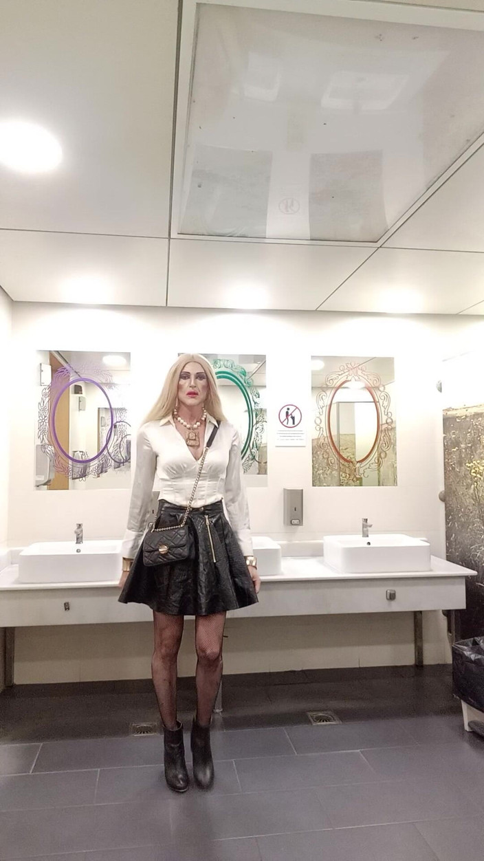 Tatiana Zorrita: Sarışın