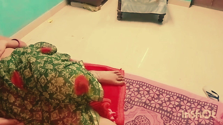 Village studio: 쾌락을 멈추게 하는 Naan