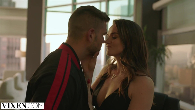 Vixen: VIXEN - Janice Griffith and ivy wolfe sneak into backyard for...